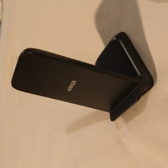 Anker Power wave 7.5 Stand - Picture 2 of 5